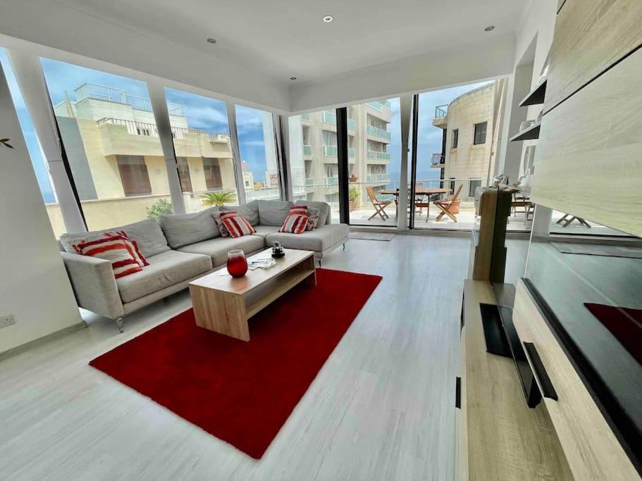 Sea View Penthouse In Tas-Sliema Apartment Exterior photo