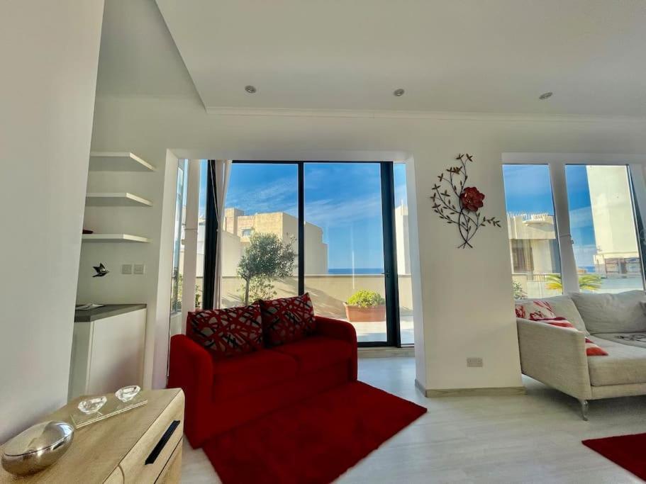 Sea View Penthouse In Tas-Sliema Apartment Exterior photo